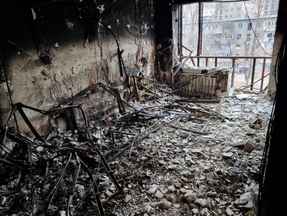 Квартира 64 на улице Куприна, дом 68 в Мариуполе, разрушенная в результате сражений, 30 марта 2022.