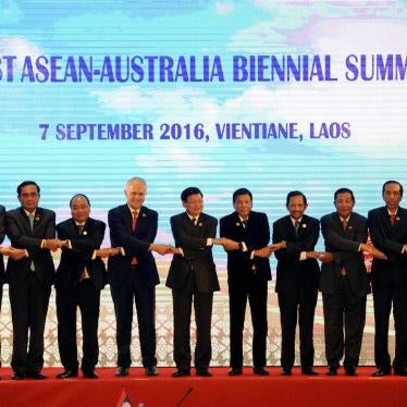 Southeast Asian leaders pose for a picture with Australian Prime Minister Malcolm Turnbull during the ASEAN-Australia Biennial Summit in Vientiane, Laos, September 7, 2016. 