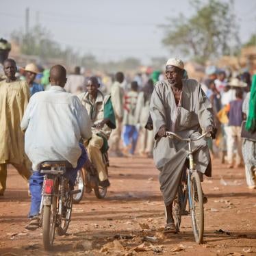 People converge on market day in Djibo, in the Soum Province of Burkina Faso’s Sahel administrative region. The majority of attacks by armed Islamist groups active in Burkina Faso have been on villages in the Soum Province. 