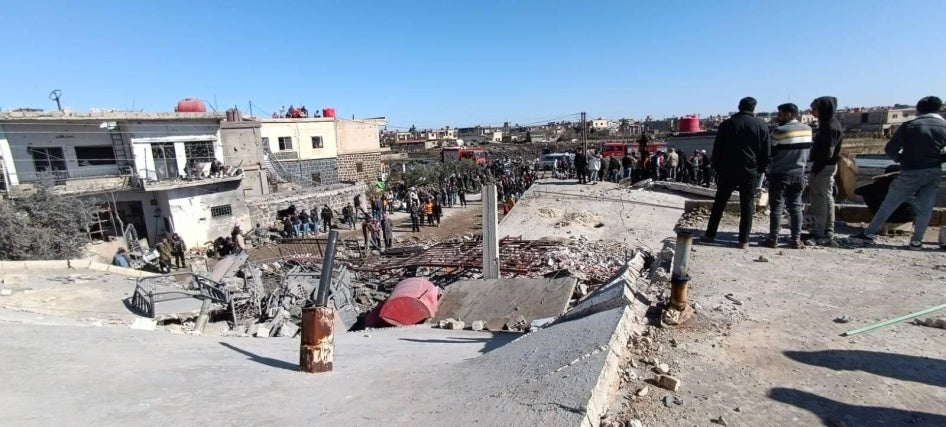Destruction to a cluster of four houses in Orman town following an airstrike that killed 7 members of the Halabi family. The two houses on the north side of the cluster were destroyed and collapsed.