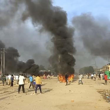 A barricade is set on fire during anti- government barricades in N'Djamena, Chad, October 20, 2022. 